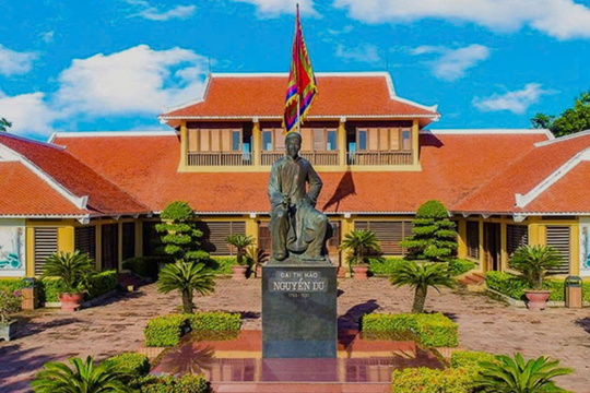 Quyết định Kiện toàn Ban Tổ chức các hoạt động Kỷ niệm 260 năm Ngày sinh  Đại thi hào Nguyễn Du (1765 - 2025) 