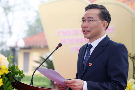 Khai mạc trưng bày chuyên đề "Đại Thi Hào Nguyễn Du - Ngàn năm nhớ mãi" 