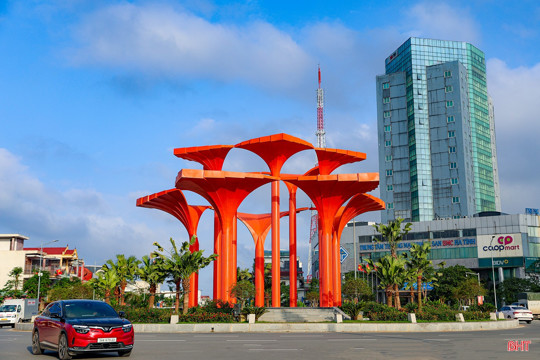 Điểm nhấn kiến trúc giữa lòng Thành Sen - Hà Tĩnh