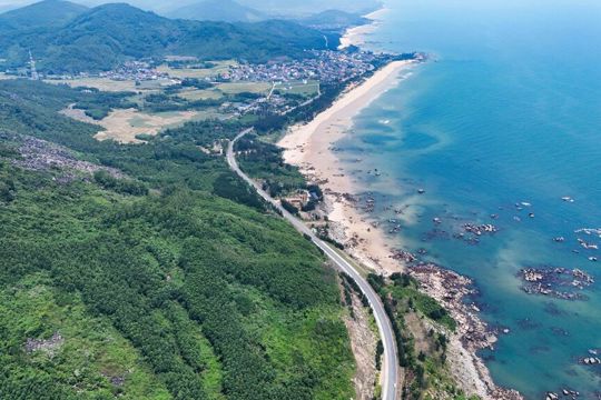 Vẻ đẹp ấn tượng trên cung đường ven biển Hà Tĩnh