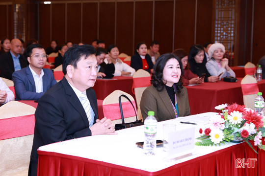 Trang bị kiến thức, kỹ năng cho cán bộ xây dựng nông thôn mới, bình đẳng giới 